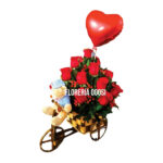 Detalle Floral en Carrito + Peluche