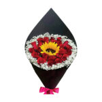 Arreglo Floral de Rosas + Girasoles